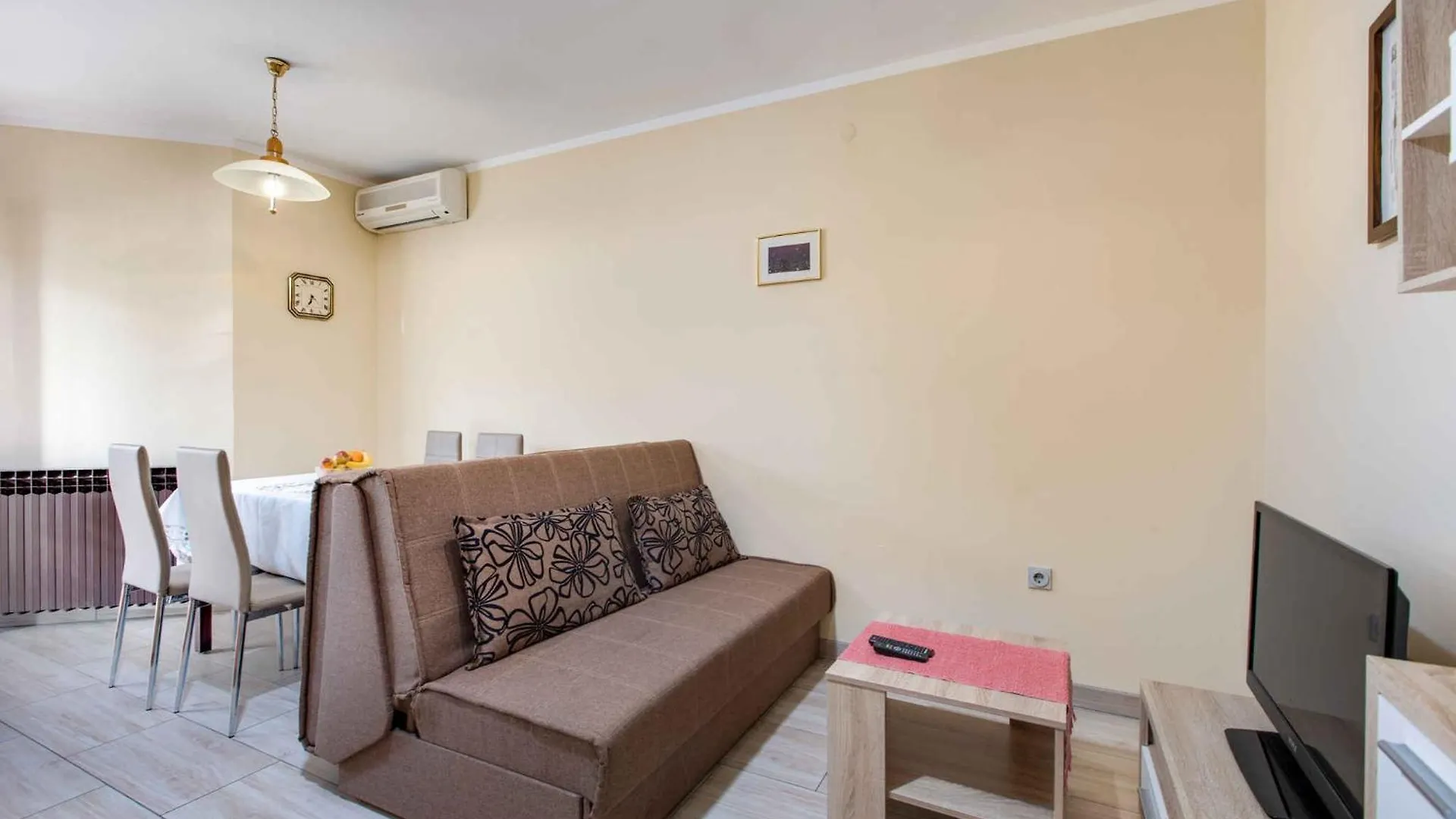 Apartments In Punat - Insel Krk 54380 0*,