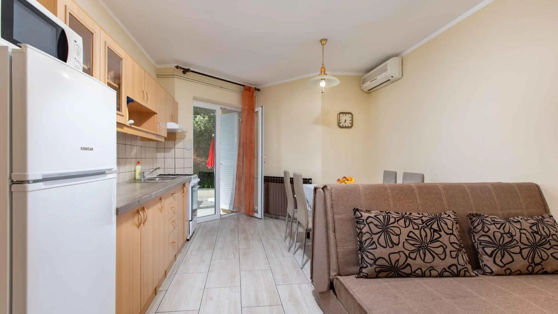 Apartments In Punat - Insel Krk 54380 Croatia